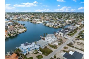 259 Trade Winds Avenue, Naples, FL 34108 - MLS#225006028