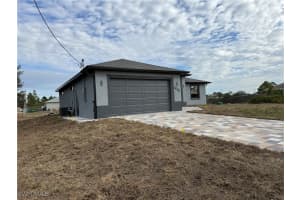 4006 34th Street, Lehigh Acres, FL 33976 Sold 07/07/25