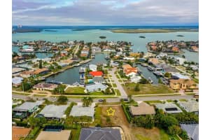 572 Barfield Drive, Marco Island, FL 34145 Sold 09/10/25