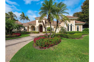 1833 PLUMBAGO Lane, Naples, FL 34105 Sold 07/01/25