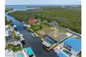 3262 Pinetree Drive, St. James City, FL 33956 Sold 06/27/25