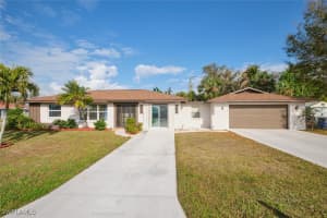 2126 W Tobago Cir, Fort Myers