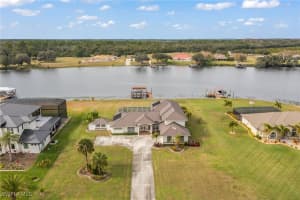 5276 River Blossom Ln, Fort Denaud