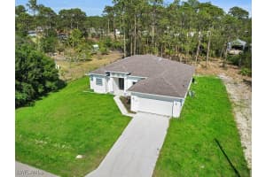 902 Williams Avenue, Lehigh Acres, FL 33972 - MLS#225006371