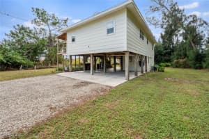2711 45th Street, Lehigh Acres, FL 33976 Sold 04/21/25