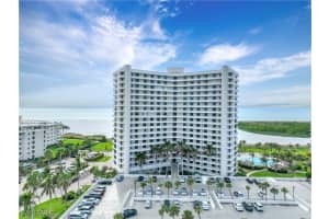 260 Seaview Court, Marco Island, FL 34145 - MLS#225006467