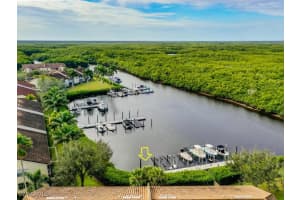 194 Newport Drive, Naples, FL 34114 Sold 02/28/25