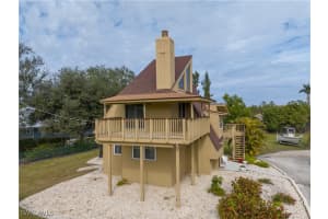 6313 Scott Lane, Fort Myers, FL 33966 Sold 04/10/25
