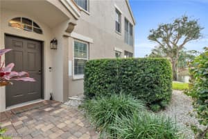 5677 Heron Lane, Naples, FL 34110 Sold 04/11/25