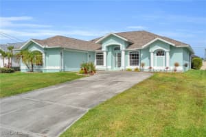 2705 32nd Lane, Cape Coral, FL 33914 - MLS#225006680