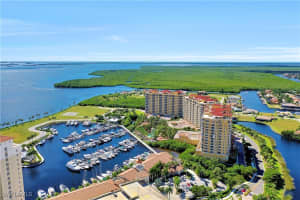 6061 Silver King Boulevard, Cape Coral, FL 33914 Sold 03/07/25