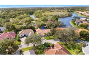 11790 Pinewood Lakes Drive, Fort Myers, FL 33913 Sold 04/04/25