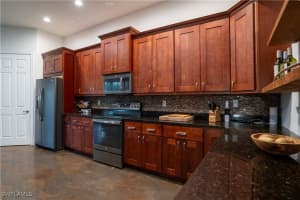 1561 Lynwood Avenue, Fort Myers, FL 33901 - MLS#225006863
