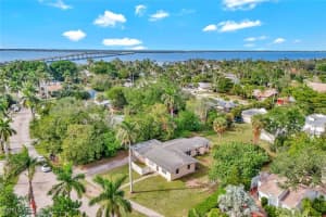 1345 Rio Vista Avenue, Fort Myers, FL 33901 Sold 04/03/25