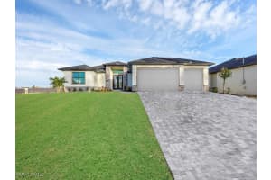 4140 Ne 19th Pl, Cape Coral