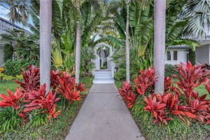 359 2nd Street, Naples, FL 34102 Sold 08/12/25