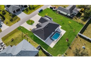423 6th Terrace, Cape Coral, FL 33993 - MLS#225007007