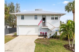 1288 Belaire Court, Naples, FL 34110 - MLS#225007062