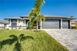 2733 25th Street, Cape Coral, FL 33914 - MLS#225007106