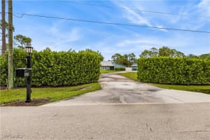 5761 Standing Oaks Lane, Naples, FL 34119 Sold 02/13/25