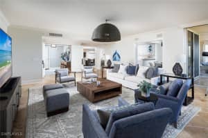 6597 Nicholas Boulevard, Naples, FL 34108 Sold 04/30/25