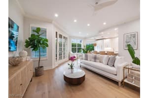 149 Colonade Circle, Naples, FL 34103 Sold 06/11/25