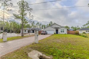 3670 47th Ave Ne, Naples