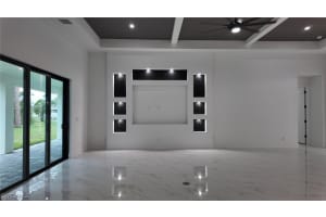 2903 1st Street, Lehigh Acres, FL 33976 Sold 03/26/25