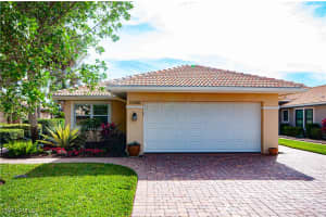 13260 Southampton Drive, Bonita Springs, FL 34135 - MLS#225007369