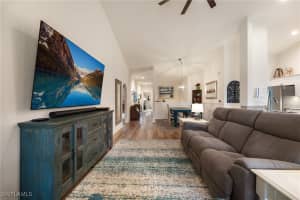 285 Cays Drive, Naples, FL 34114 Sold 02/26/25