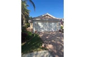 3368 Cayman Lane, Naples, FL 34119 Sold 02/25/25