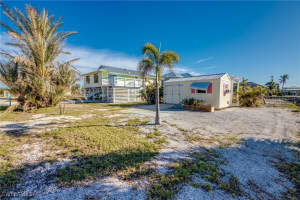2490 Avocado Street, St. James City, FL 33956 Sold 09/04/25