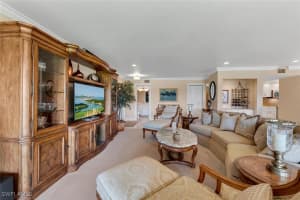 1031 Wildwood Lane, Naples, FL 34105 Sold 03/28/25
