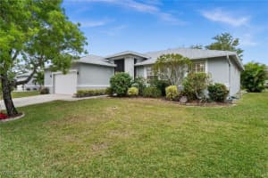 25792 Old Gaslight Drive, Bonita Springs, FL 34135 Sold 03/26/25