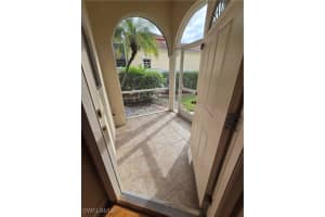 9930 Las Casas Drive, Fort Myers, FL 33919 Sold 03/10/25