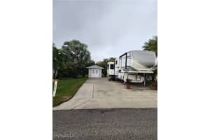 5800 PATHWOOD Court, Fort Myers, FL 33905 - MLS#225007475