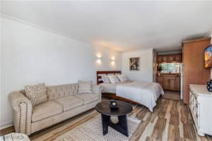 MLS# 225007524, Naples, Florida 34103