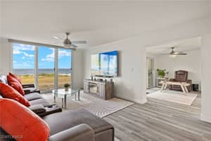 200 Periwinkle Way 124, Sanibel