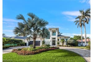 725 Parkview Lane, Naples, FL 34103 Sold 06/09/25