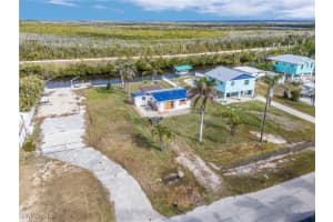 3072 EIGHTH Avenue, St. James City, FL 33956 Sold 03/31/25