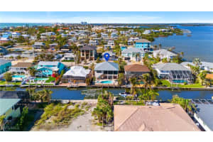 256 Curlew Street, Fort Myers Beach, FL 33931 Sold 05/05/25