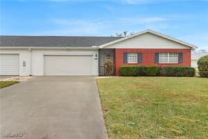 7008 Cedarhurst Dr, Fort Myers