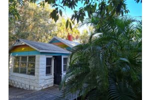 775 36th Avenue, St Petersburg, FL 33705 Sold 07/25/25