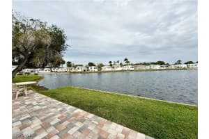 348 Bobcat Run, Naples, FL 34114 Sold 06/03/25