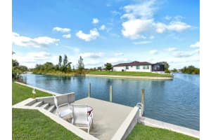 313 5th Terrace, Cape Coral, FL 33993 Sold 03/24/25