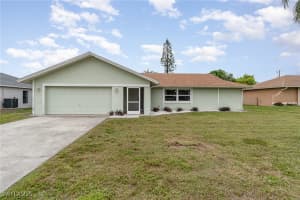 132 25th Terrace, Cape Coral, FL 33904 Sold 05/22/25