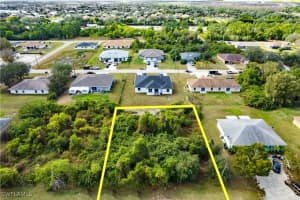 5211 29th Street, Lehigh Acres, FL 33973 - MLS#225007999