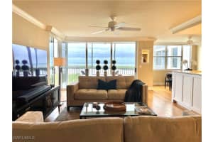 5550 Heron Point Dr 702, Naples