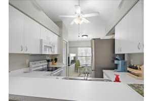 10808 King George Lane, Naples, FL 34109 - MLS#225008243