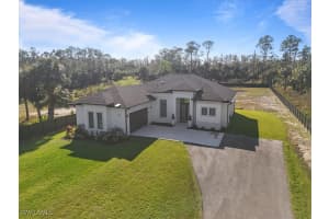 490 39th Avenue, Naples, FL 34120 - MLS#225008317